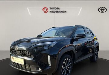 Toyota Yaris Cross 8.652 km 24.740 &euro; Krefeld 47809