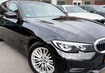 BMW 318 155.100 km 18.680 &euro; Düsseldorf 40549