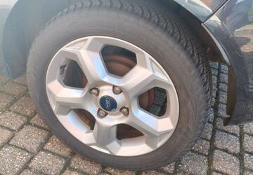 Ford Fiesta 136.000 km 2.300 &euro; Grevenbroich 41516