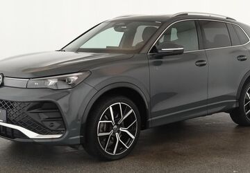 VW Tiguan 42.600 km 40.484 &euro; Düsseldorf 40233