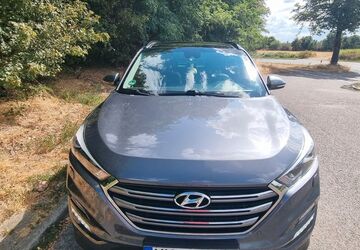 Hyundai TUCSON 172.000 km 14.390 &euro; Kempen 47906