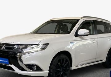Mitsubishi Plug-in Hybrid Outlander 52.502 km 17.760 &euro; Düsseldorf 40549