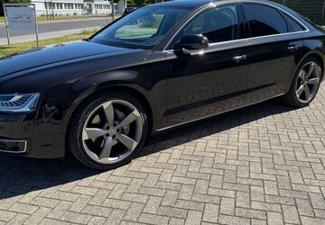Audi A8 111.800 km 26.950 &euro; Mönchengladbach 41169