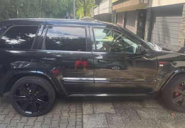 Jeep Grand Cherokee 190.000 km 13.900 &euro; Düsseldorf 40472