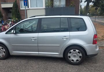 VW Touran 283.000 km 2.500 &euro; Neuss 41464