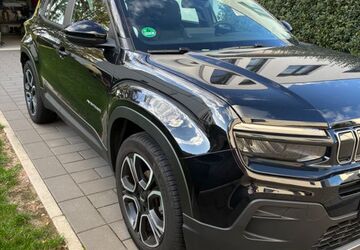 Jeep Avenger 19.900 km 16.444 &euro; Düsseldorf 40489