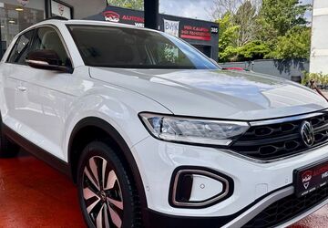 VW T-Roc 51.135 km 19.490 &euro; Düsseldorf 40589