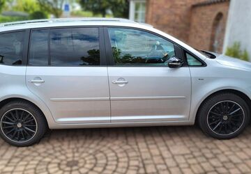 VW Touran 106.000 km 7.700 &euro; Bedburg 50181
