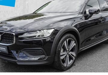 Volvo V60 Cross Country 22.034 km 34.630 &euro; Düsseldorf 40474