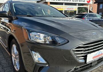 Ford Focus 99.143 km 10.990 &euro; Korschenbroich 41352