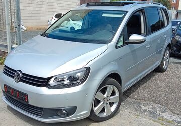 VW Touran 143.000 km 9.990 &euro; Mönchengladbach 41061