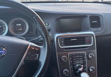 Volvo S60 191.215 km 8.990 &euro; Krefeld 47829