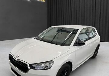 Skoda Fabia 21.195 km 15.950 &euro; Neuss 41460