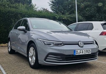 VW Golf 87.000 km 18.900 &euro; Düsseldorf 40472
