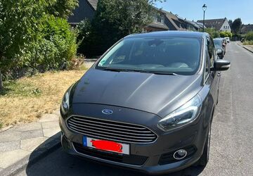 Ford S-Max 206.000 km 8.500 &euro; Düsseldorf 40229
