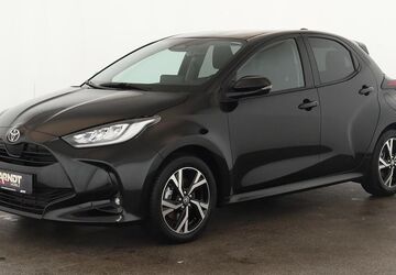 Toyota Yaris 17.500 km 22.284 &euro; Düsseldorf 40233