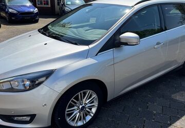 Ford Focus 89.000 km 8.499 &euro; Neuss 41462