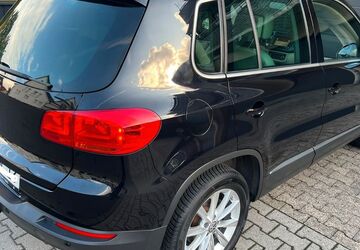 VW Tiguan 95.000 km 12.900 &euro; düsseldorf 40239
