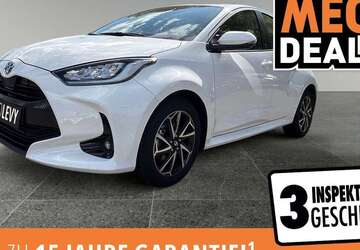 Toyota Yaris 26.421 km 18.890 &euro; Neuss 41464
