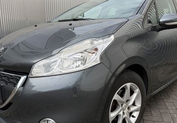 Peugeot 208 123.000 km 2.990 &euro; Viersen 41748