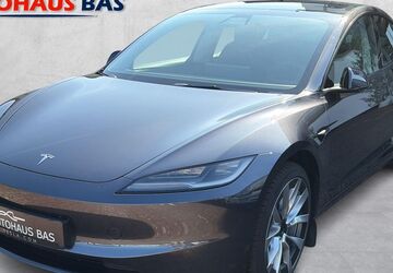 Tesla Model 3 76.987 km 35.650 &euro; Kaarst 41564