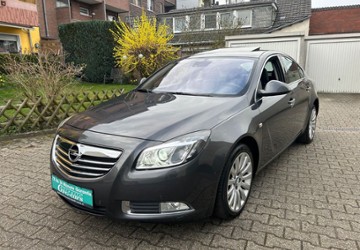 Opel Insignia 185.000 km 5.950 &euro; Düsseldorf 40589