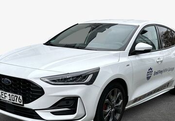 Ford Focus 27.806 km 16.900 &euro; Düsseldorf 40233
