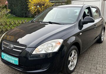 Kia Andere 195.000 km 1.950 &euro; Düsseldorf 40589
