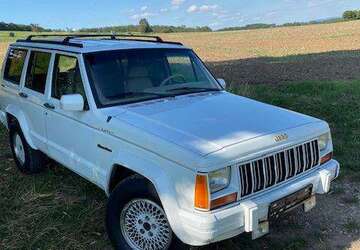 Jeep Cherokee 195.000 km 14.900 &euro; Krefeld, Stadt 47799