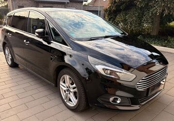 Ford S-Max 102.000 km 20.500 &euro; Titz 52445
