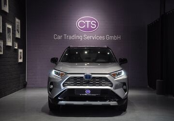 Toyota RAV 4 66.718 km 32.600 &euro; Düsseldorf 40476