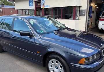 BMW 520 272.000 km 2.999 &euro; Krefeld 47807