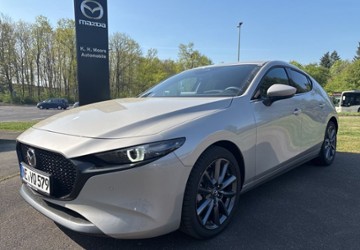 Mazda 3 5.915 km 25.761 &euro; Neuss 41464