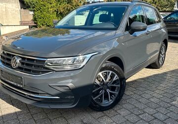 VW Tiguan 132.868 km 18.990 &euro; Düsseldorf 40597