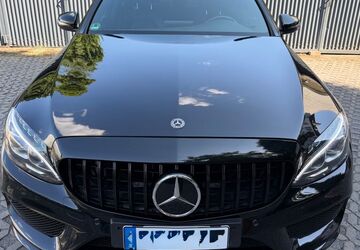 Mercedes-Benz C 250 200.000 km 17.500 &euro; Düsseldorf 40549