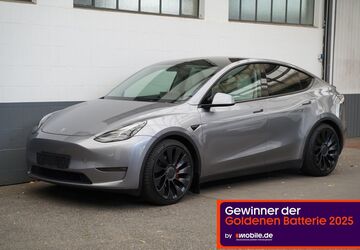 Tesla Model Y 39.967 km 43.950 &euro; Mönchengladbach 41236