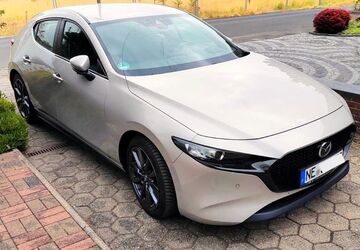 Mazda 3 93.500 km 16.690 &euro; Meerbusch 40670