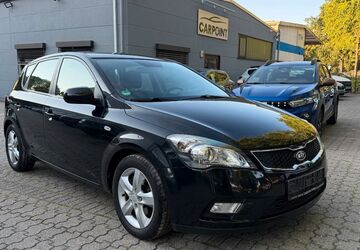 Kia ceed / Ceed 240.000 km 2.490 &euro; Neukirchen-Vluyn 47506