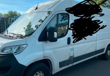 Opel Movano 276.000 km 8.600 &euro; Düsseldorf 40595