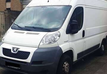 Peugeot Boxer 212.607 km 5.600 &euro; Neuss, Stadt 41466