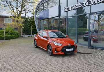 Toyota Yaris 8.606 km 18.790 &euro; Erkelenz 41812