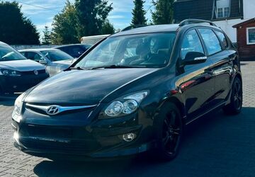 Hyundai i30 218.000 km 2.490 &euro; Mönchengladbach 41063