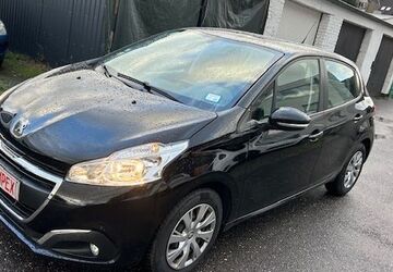 Peugeot 208 91.000 km 7.190 &euro; Mönchengladbach 41199