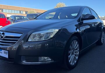 Opel Insignia 182.000 km 3.990 &euro; Düsseldorf 40233