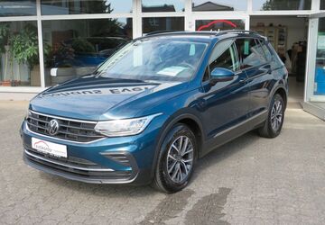 VW Tiguan 42.650 km 25.990 &euro; Kerken 47647