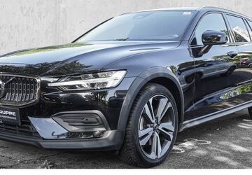 Volvo V60 Cross Country 19.034 km 35.960 &euro; Düsseldorf 40474