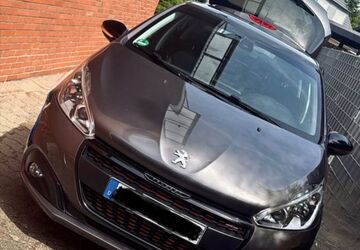 Peugeot 208 91.500 km 8.990 &euro; Mönchengladbach 41069