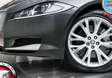 Jaguar XF 174.449 km 8.490 &euro; Düsseldorf 40625