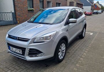 Ford Kuga 174.000 km 9.499 &euro; Willich 47877
