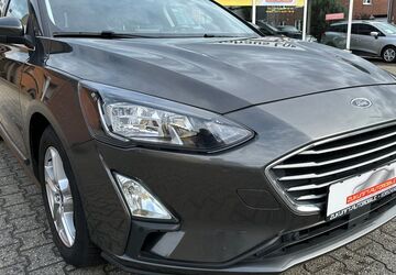 Ford Focus 117.522 km 10.690 &euro; Korschenbroich 41352
